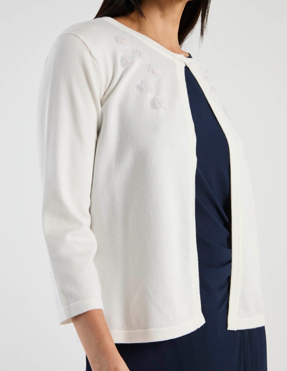 Suéter cuello redondo para mujer 10