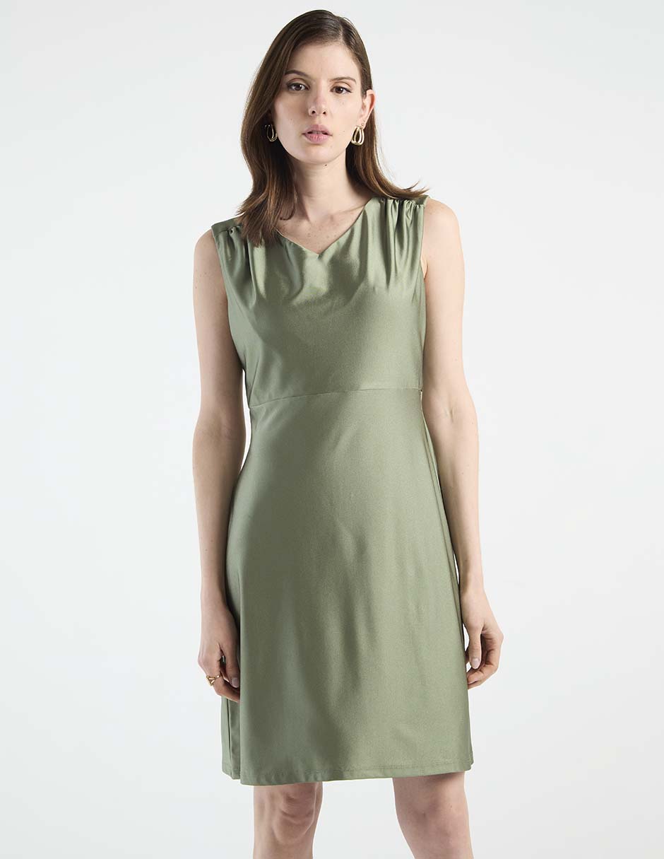 Vestido arriba de la rodilla de fiesta escote v Vestido arriba de la rodilla de fiesta escote v