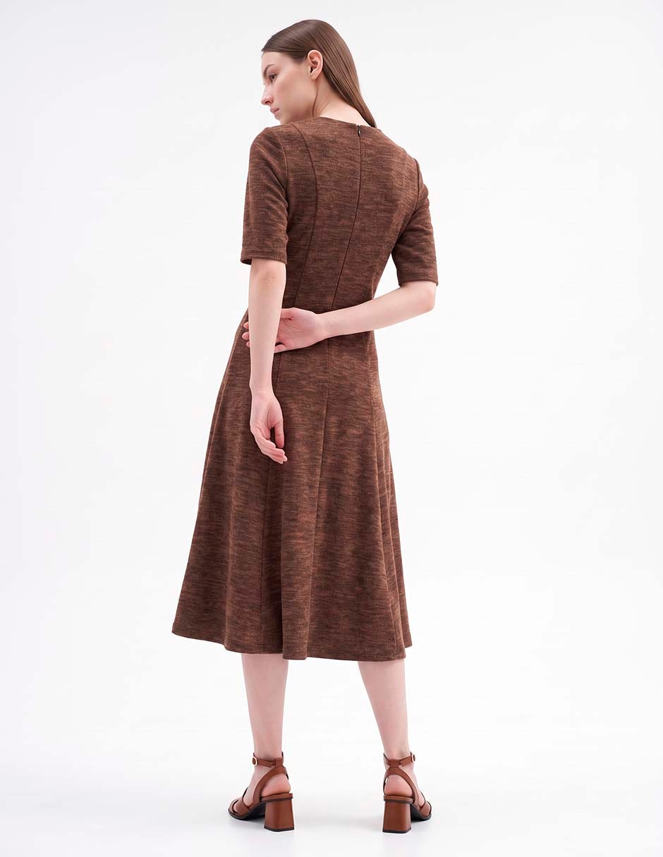 Vestido midi casual para mujer 4
